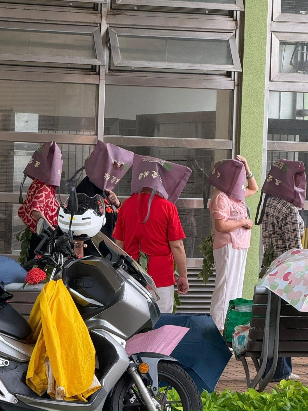 fb和Threads截圖(資料來源:Emily Ho@facebook 香港突發事故報料區及討論區,和danie.wo.1@Threads) fb和Threads截圖(資料來源:Emily Ho@facebook 香港突發事故報料區及討論區,和danie.wo.1@Threads)