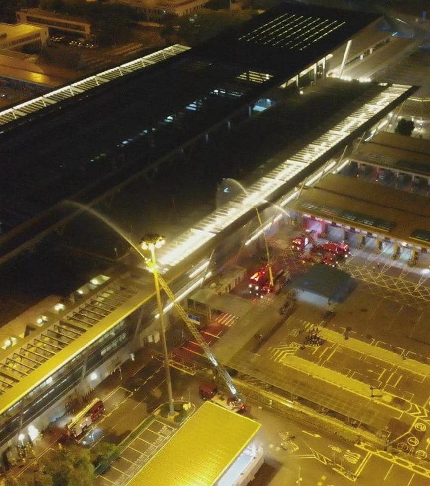 港深两地消防及警方跨部门在深圳湾口岸联合救援演习。消防处fb