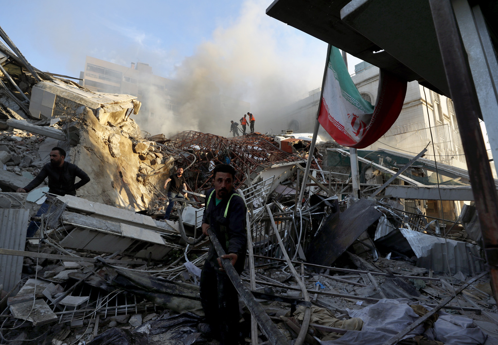 伊朗驻叙利亚使馆日前遇袭，造成13死，包括一名高级指挥官。美联社