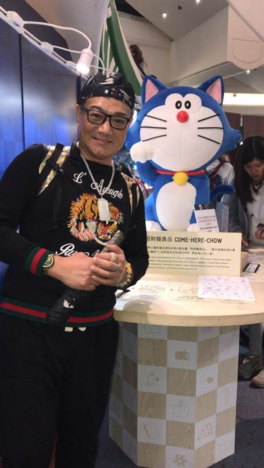 魯振順曾提到年長藝人不夠騷的問題。