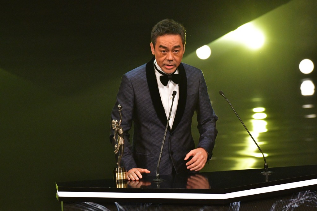刘青云再次夺得最佳男主角奖座。