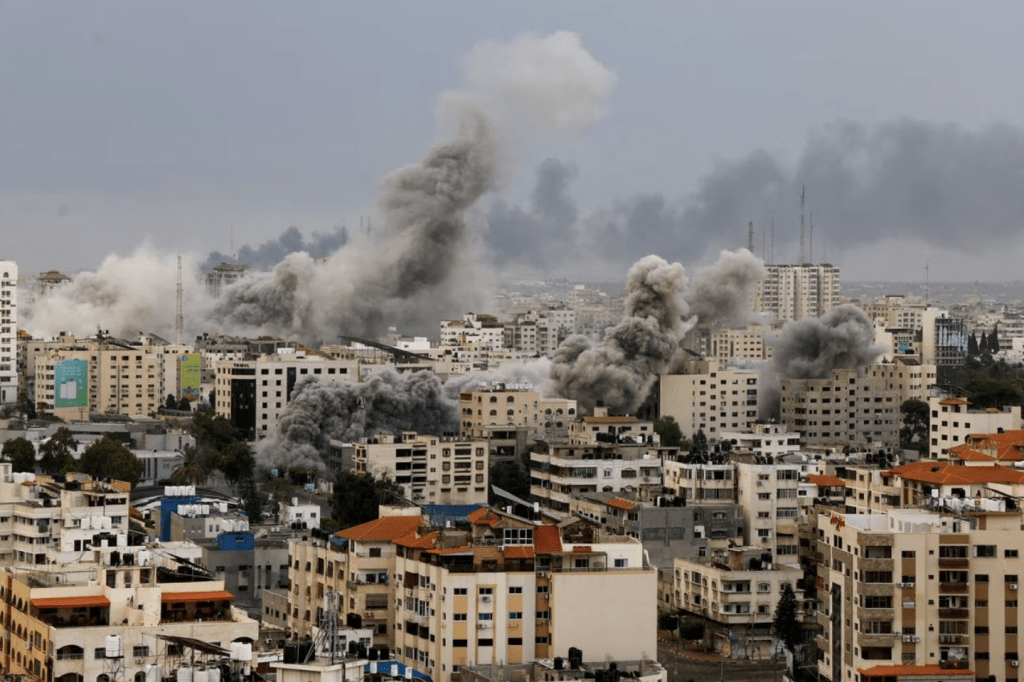 以军对加沙的空袭未有停止。路透社