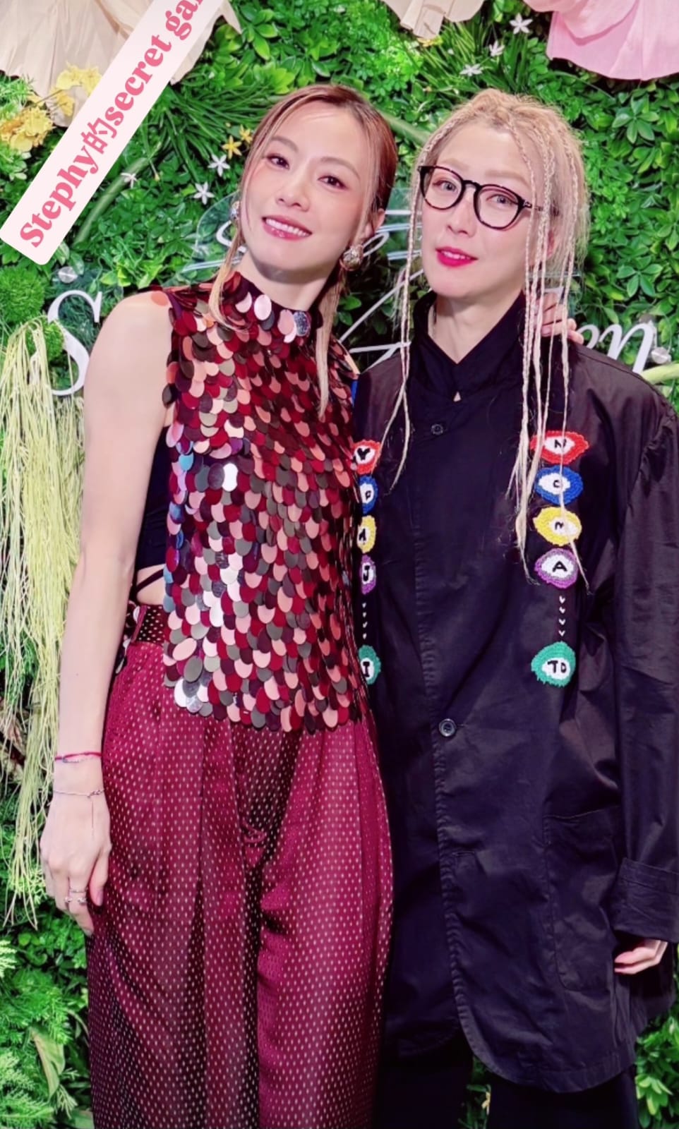 鄭秀文鼓勵鄧麗欣，「多啲畫！」