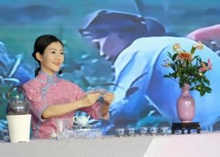 譚穎娟