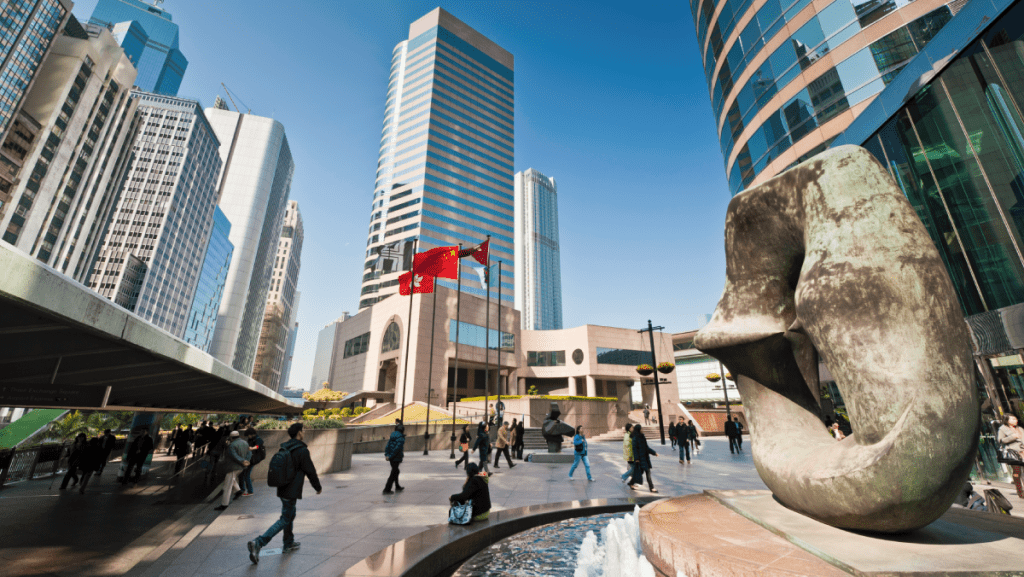 港交所公布無紙化新收費 近九成小型券商受惠 議員憂造成不公平現象