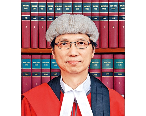 主審法官黃崇厚