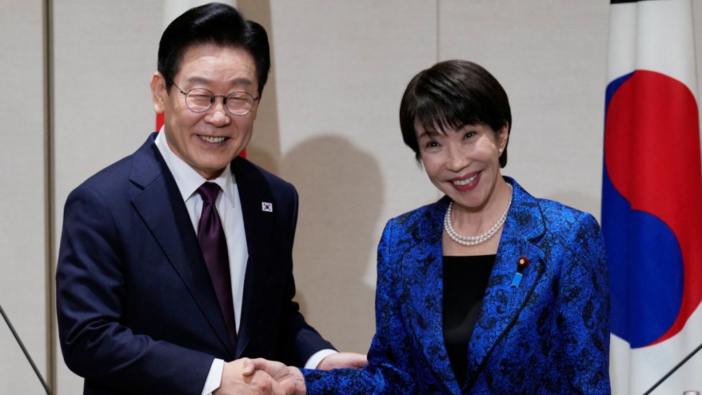 南韓總統李在明今日在奈良與日本首相高市早苗會面。路透社