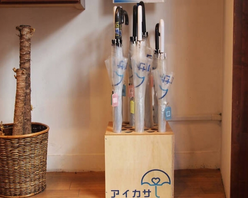 日本共享雨傘服務的「歸還率」為 100%。  Facebook圖片