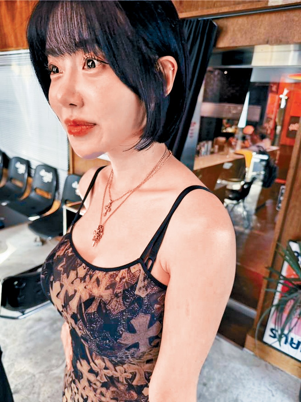 DJ SODA初恋遇着酗酒家暴Rapper，曾被对方爆樽袭击，左手手臂至今仍见5厘米长伤痕。