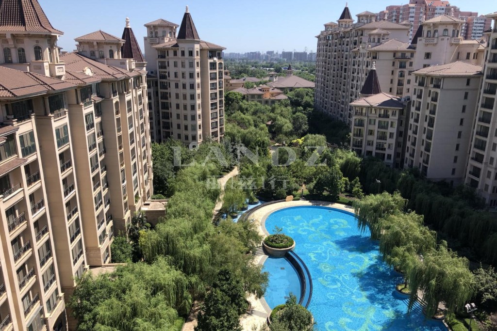 汪小菲放售的北京豪宅景觀開揚，樓高28層。