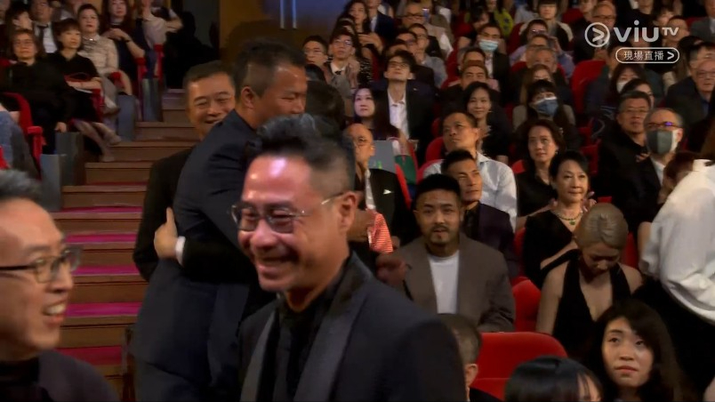 最終第42屆香港電影金像獎最佳編劇由《命案》游乃海及李春暉奪得。