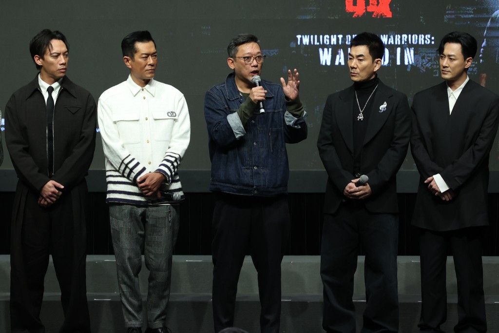 主演《九》的古天樂、任賢齊、林峯以及導演鄭保瑞現身宣傳。