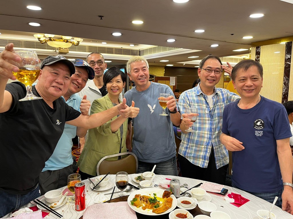何永贤昨晚出席香港建造业总工会的庆祝“五一”国际劳动节联欢晚宴。何永贤FB