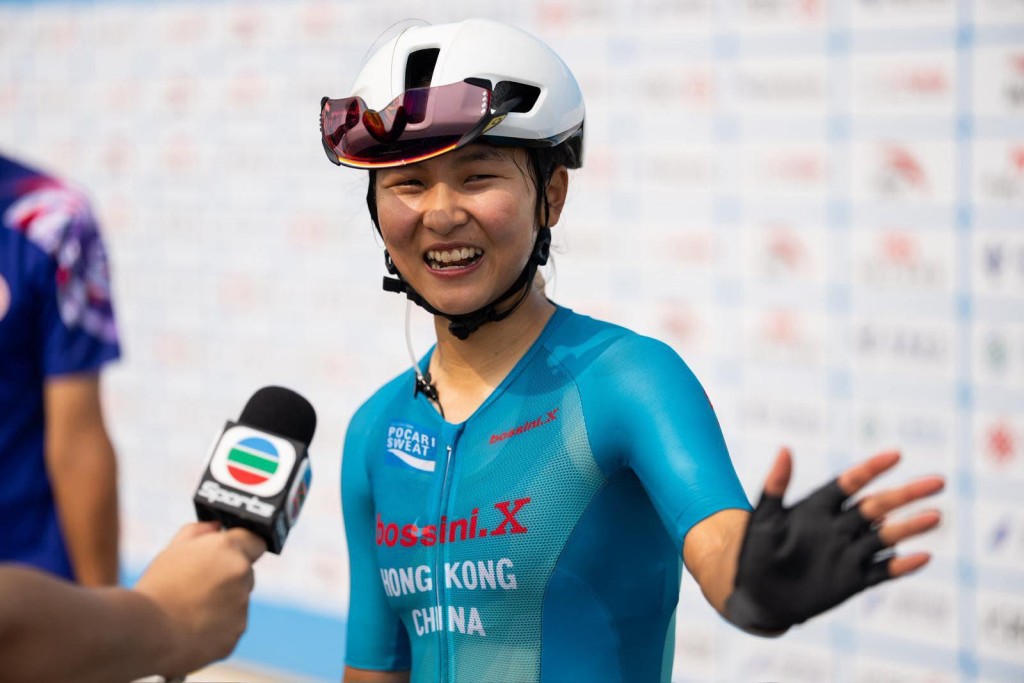 文體旅局局長羅淑佩亦隨即在社交平台發文,恭喜李思穎奪金。 文體旅局局長羅淑佩亦隨即在社交平台發文,恭喜李思穎奪金。