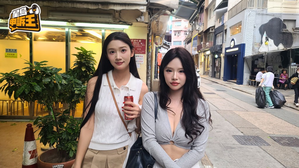 廣東旅客劉小姐(左)表示,這間麵店食物和服務不好,價格亦很貴。 廣東旅客劉小姐(左)表示,這間麵店食物和服務不好,價格亦很貴。