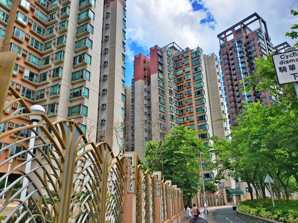 確診者住采葉庭加強清潔。資料圖片