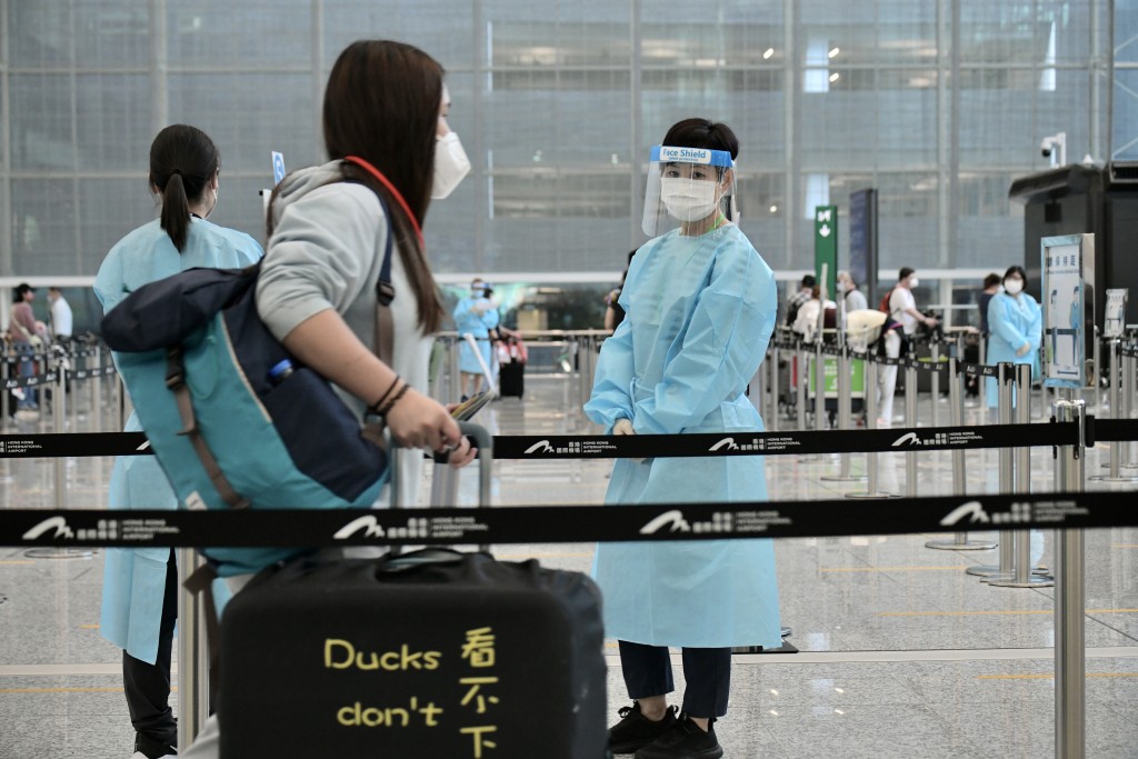 團隊建議香港應優先與海外通關。資料圖片