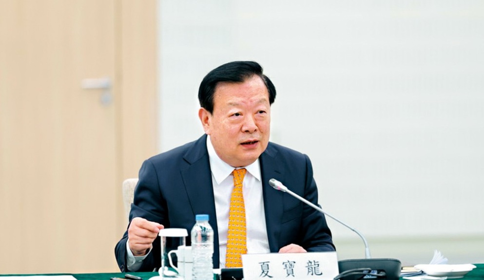 據瞭解中央港澳辦主任夏寶龍會延續往年做法，「看望」來京開會的人大政協。