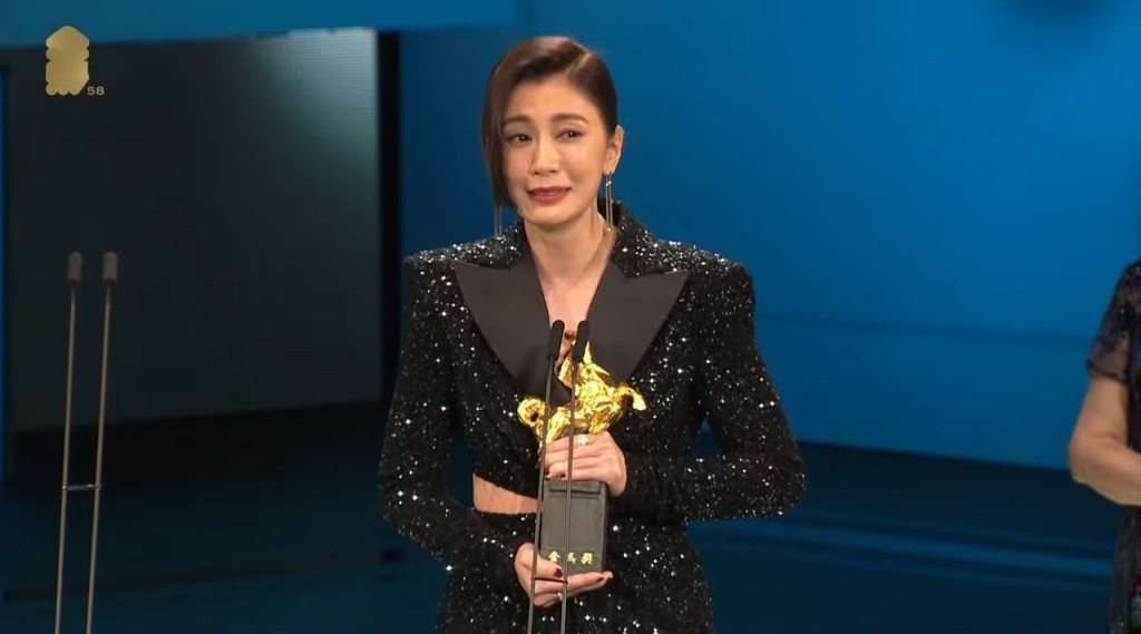 贾静雯自2019年夺金钟视后后，凭电影《瀑布》夺金马影后。