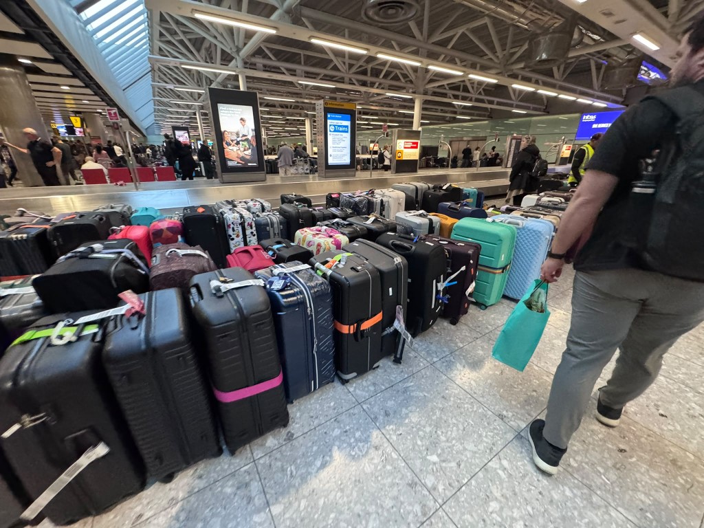 英國航空交通管制服務供應商NATS發生技術故障,多班航班受影響。讀者周小姐提供 英國航空交通管制服務供應商NATS發生技術故障,多班航班受影響。讀者周小姐提供