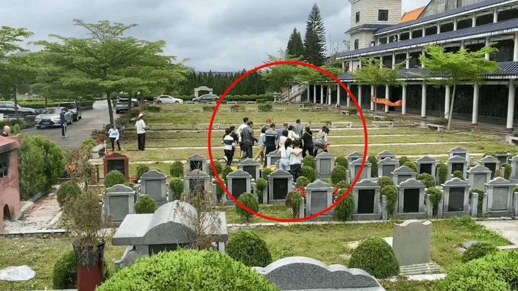 拜山竟演变成打斗！上载影片的网民指影片在昨日(5日)发生，地点在广州一处墓园。