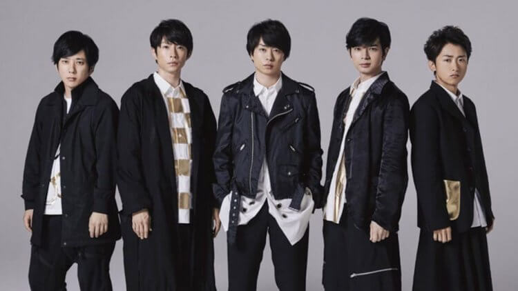 嵐今日突宣布明年春天舉行巡唱後解散。 嵐今日突宣布明年春天舉行巡唱後解散。