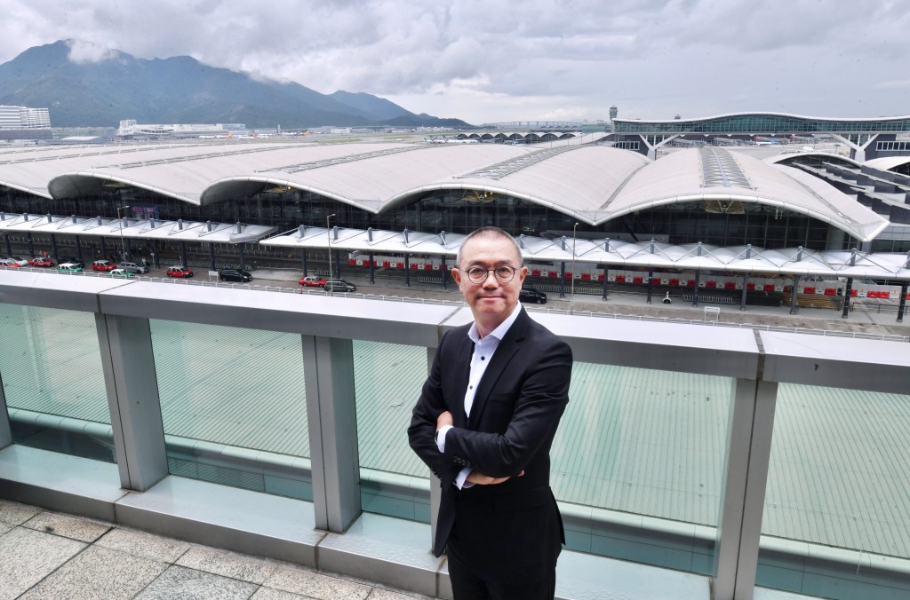 姚兆聰出任首席營運總監後,將領導機場運行、物流貨運與航空產業等範疇的業務。 姚兆聰出任首席營運總監後,將領導機場運行、物流貨運與航空產業等範疇的業務。