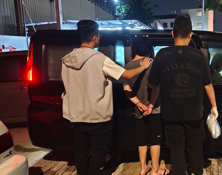 行動中警方共偵破16宗毒品相關案件,拘捕19名男女。警方圖片 行動中警方共偵破16宗毒品相關案件,拘捕19名男女。警方圖片