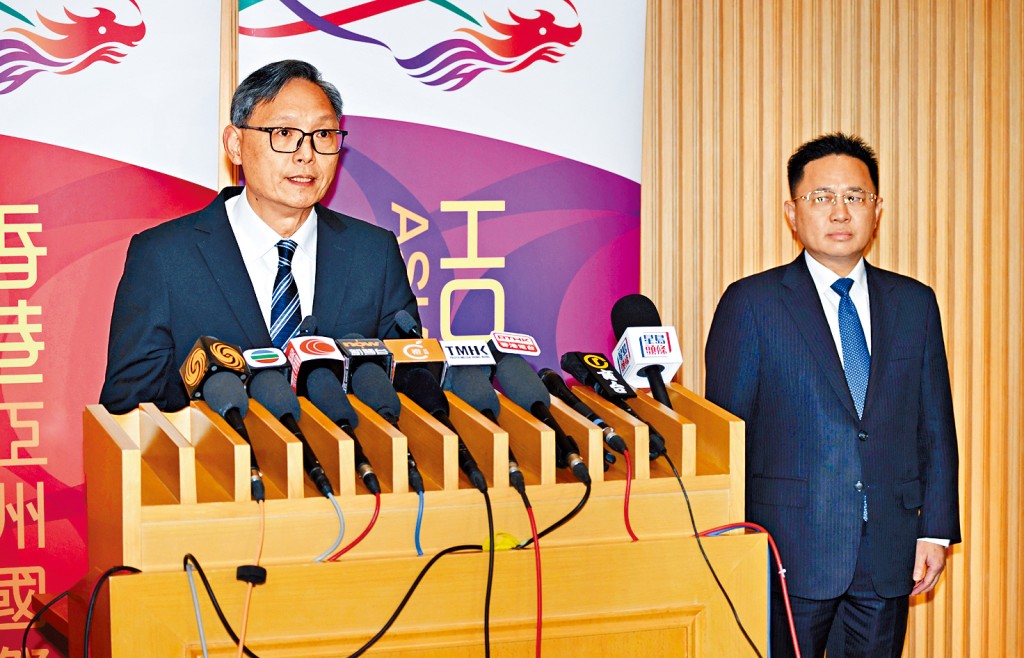卓孝業昨日於撲滅罪行委員會後會見傳媒。