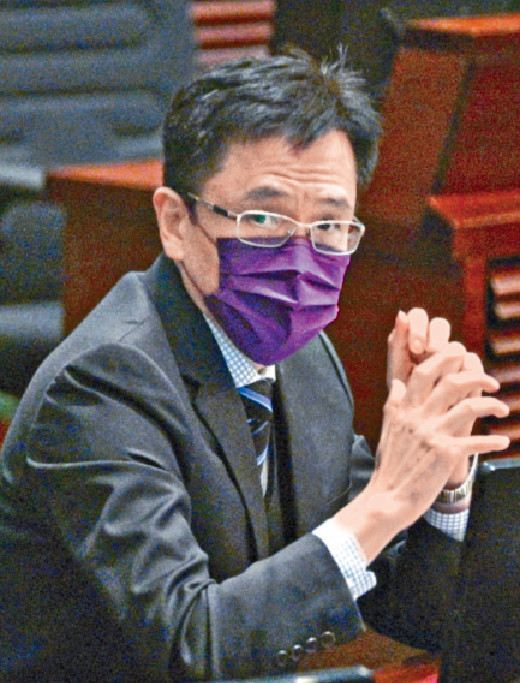 ■孫東強調,政府服務目標兩年後全面電子化。
■孫東強調,政府服務目標兩年後全面電子化。