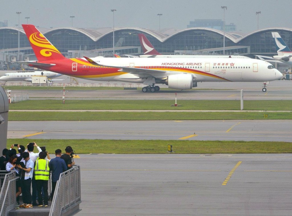 香港航空強調,不會對航機安全構成風險或違規。資料圖片