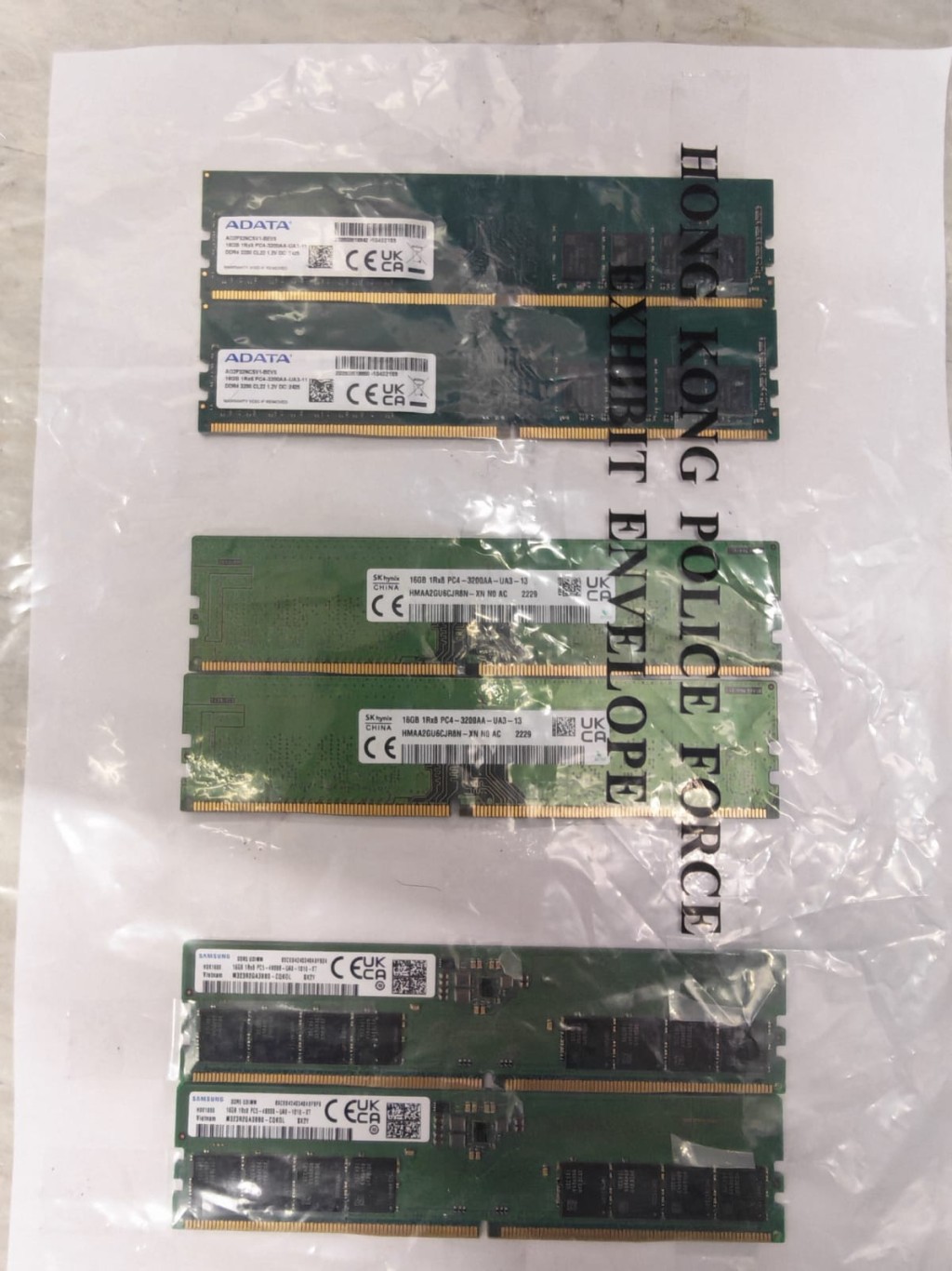 警方成功起回部分電腦零件失物。警方提供 警方成功起回部分電腦零件失物。警方提供