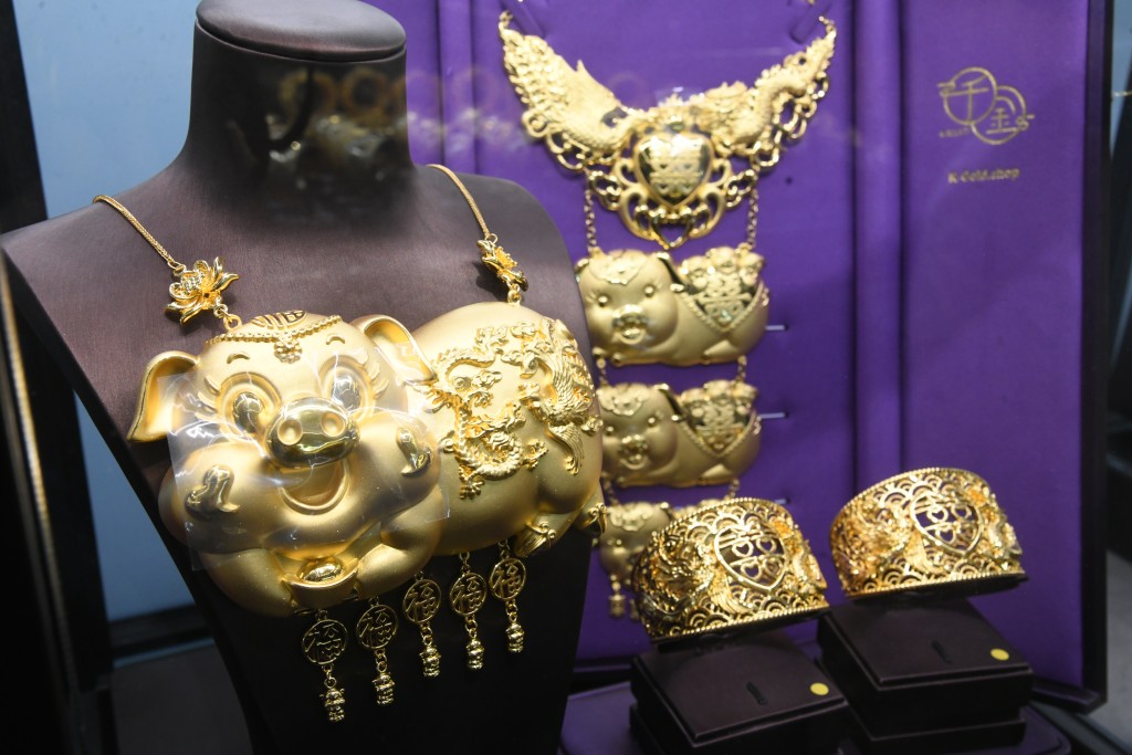 高盛預測,金價到2026年底將達到4,900美元。 高盛預測,金價到2026年底將達到4,900美元。