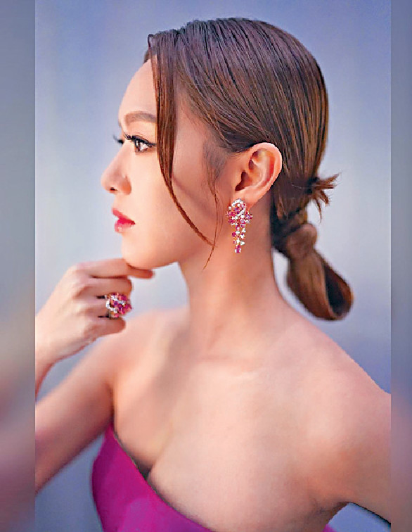 ■馮盈盈早前自稱單身。