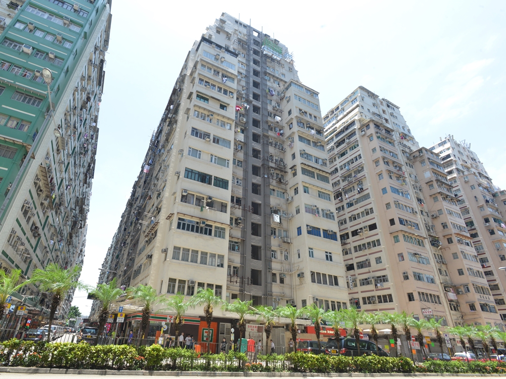 佐敦渡船角文英街2-24号文英楼。资料图片