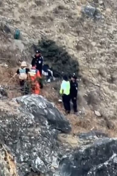 虎跳峽有8歲男童失足墮下身亡。