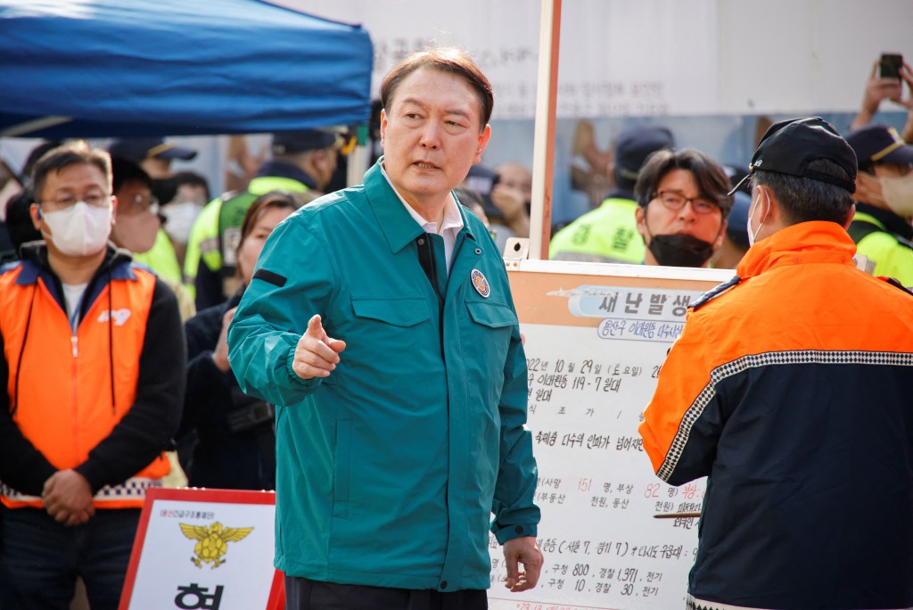 尹錫悅禁MBC記者搭乘總統專機隨行採訪，事件引發當地新聞業界不滿。路透資料圖