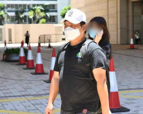被告潘榕偉。