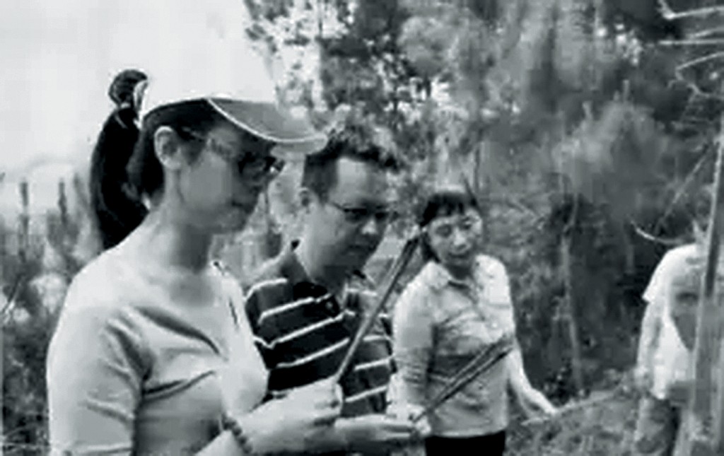 鄭麗文曾同丈夫駱武昌回雲南普洱祖籍地。