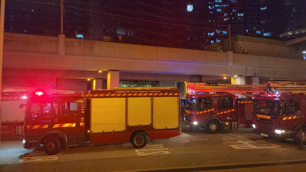 消防到場。黎志偉攝 消防到場。黎志偉攝