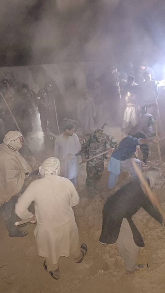 今次地震震源深度約10公里，首都喀布爾震感明顯。路透社