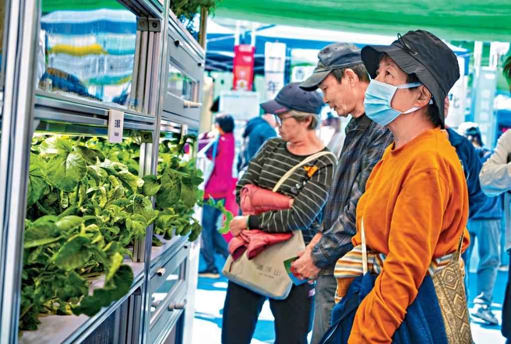 漁農美食嘉年華昨起一連三日舉行。 漁農美食嘉年華昨起一連三日舉行。