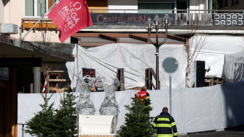 酒吧外面。路透社