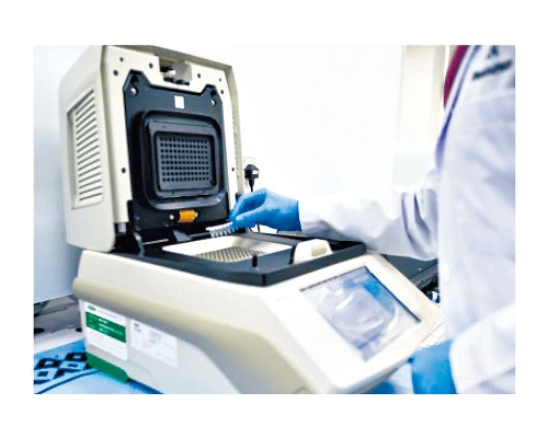 檢測Omicron的PCR機器。