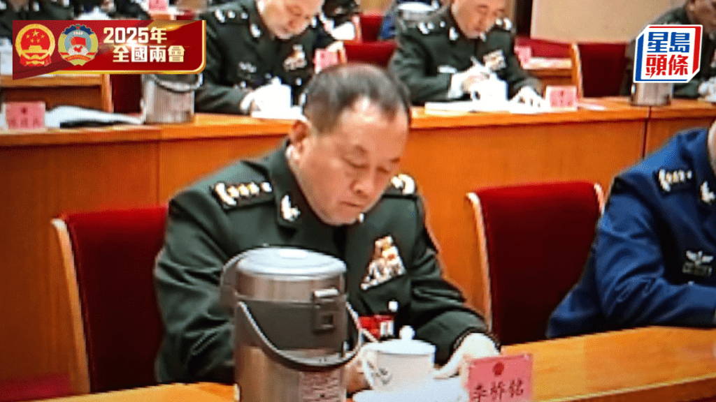 陸軍司令員李橋銘突現身央視。央視截圖