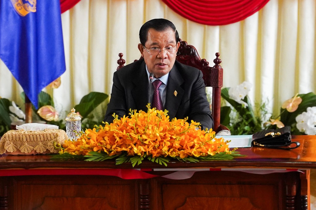 70岁的洪森担任柬埔寨首相长达38年，卸任首相后将继续担任执政党人民党党魁。美联社