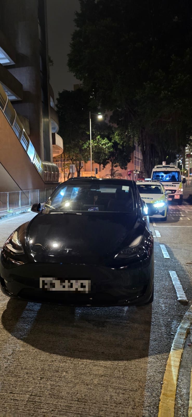 警東九龍一連兩日打擊酒駕 共拘4男1女司機。警方圖片 警東九龍一連兩日打擊酒駕 共拘4男1女司機。警方圖片