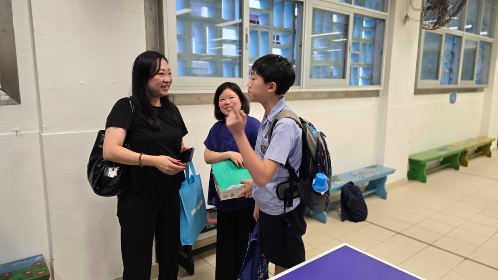 升中派位今日放榜。梁子健攝 升中派位今日放榜。梁子健攝