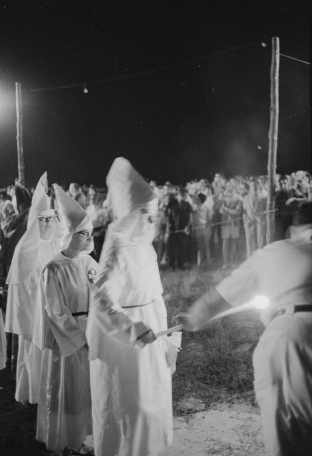 1963年8月31日，三K党在北卡罗来纳州康科德的牛场举行集会。芝加哥历史博物馆