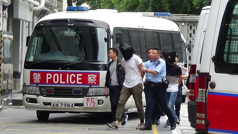 警方拘捕2名疑犯。